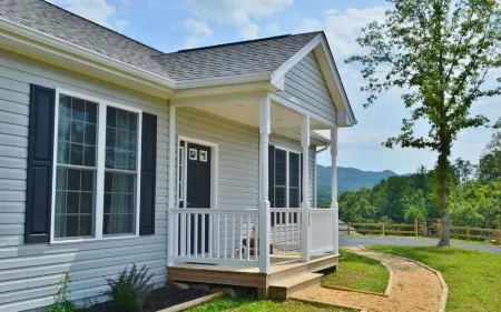 Shenandoah Valley Vista - Mountain Views & Level 2 EV Charger