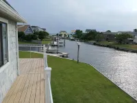 Sounds Groovy Obx: Waterfront Home with Dock