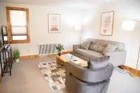 Charming 1-bedroom apartment in Jericho