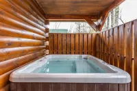 Blue Bird Cottage Pigeon Forge / 10 mins to Gatlinburg