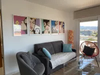 Panoramic 180 ° view on the canals, swimming pool, 6 people Rosas nature reserve