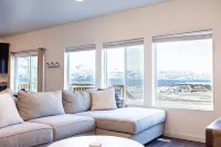 Scenic Views with Game Room