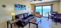 Beautiful Oceanside Condo with Beach Access and NEW Pool/Hot tub