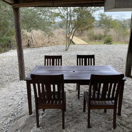 Quiet beach house steps away from the ocean with private pier to view the marsh.