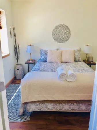 The Peakview- with private hot tub! Отели рядом с достопримечательностью «Обсерватория Лоуэлла»