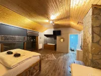 Tas Mahall Luxury Hotel