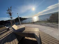 Upmarket 3 bedroom villa with garden and Jacuzzi close to the sea
