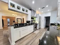 Chic 3-bedroom apartment near Carthay and 10 minutes to Rodeo Drive. A+ location