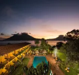 Villa Santa Catarina - parking