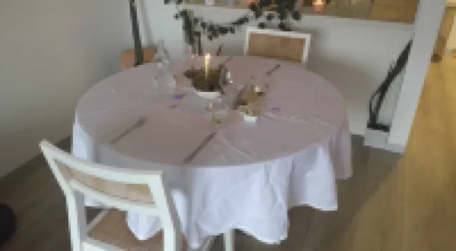 Backpacker’s Waterfront Stay at Shoal Bay Stayz with Dave& Stays