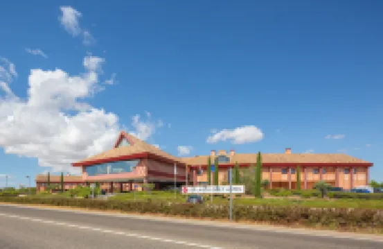 إي إكس إي لايوس جولف فنادق في 