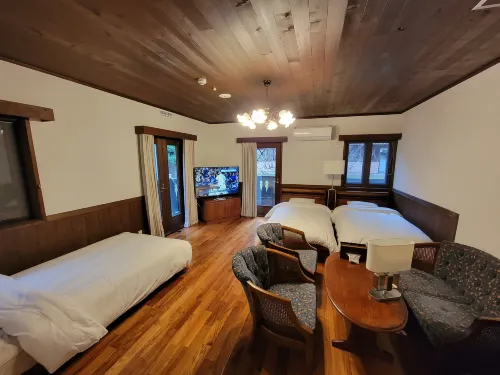 MONIKA RESORT 후쿠치야마 호텔