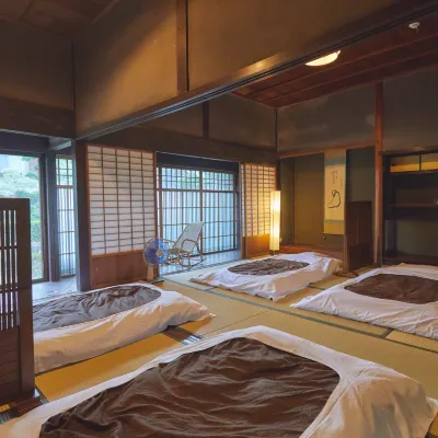 Aoashi GUEST HOUSE Hotels near Sasaba Shrine