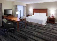 Hampton Inn & Suites Davenport Hotels in Bettendorf