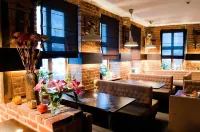 Hotel Artus - Old Town Hotels in Gdansk