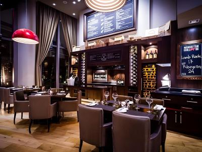 レストラン マリオット エグゼクティブ アパートメンツ ロンドン ウェスト インディア キーの写真