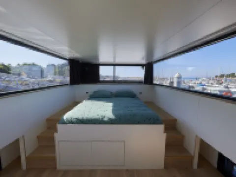 A lodge boat at Guidel-Plages marina Hotels in Guidel