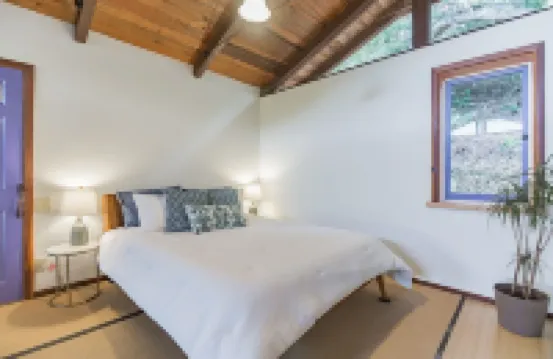 Monterey Bay Farm Retreat! Best Access to Monterey & Santa Cruz Attractions.