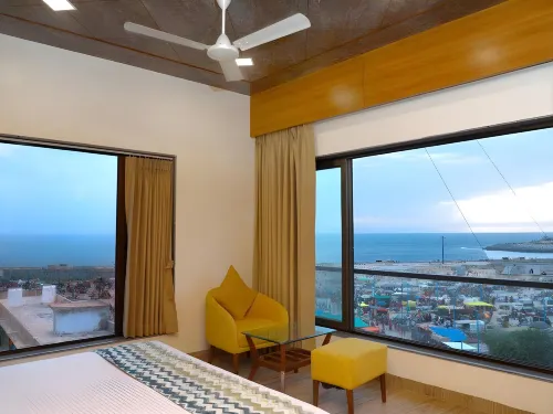Hotel the Grand Ladhukara Hotels in Dwarka