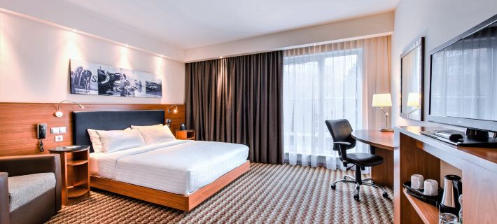 Hampton by Hilton Warsaw Airport Hotéis em Varsóvia