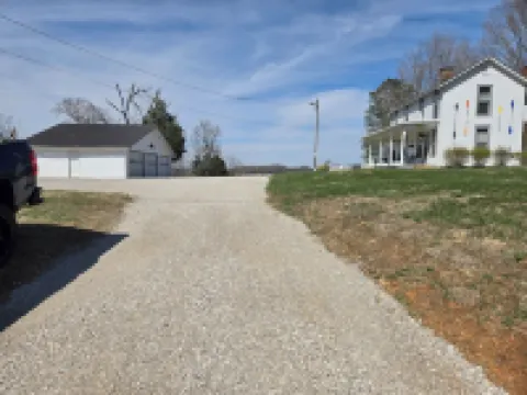 The Jackson House  at Barren River Lakewinter Discount!!!A Unique Experience