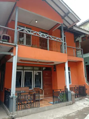 Ali1 Pondok Orange 1 Ciwidey - 2-Star