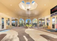 Spacious 5-bedroom house with AC and WiFi in charming Kissimmee