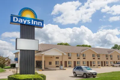 Days Inn & Suites by Wyndham Gonzales TX Hotels in Gonzales