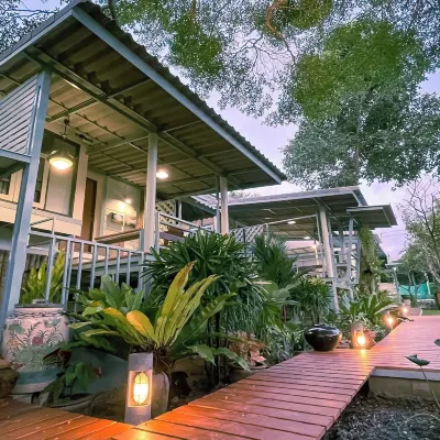 Rimsira Hotels near รุ่งเรือง บีช แคมป์ /RUNG RUENG BEACH CAMPING PLACE