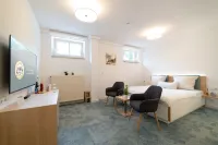 Hotel Zum Kuhhirten Hotels in Leeste