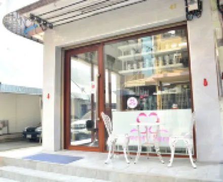 Sweety Secret Cake Guesthouse Hotel berhampiran Bangkok Thonburi University