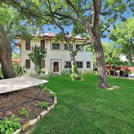 The Lancaster Manor B&B
