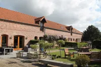Ferme de Montecouvez Hotels in Nurlu