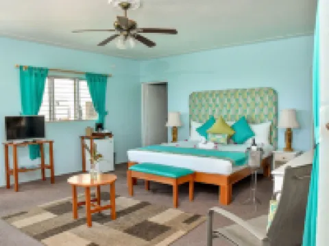 Beyond Sunset Resort & Villas Hotels in Treasure Beach