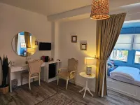 Kuğu Urla Hotels in Urla