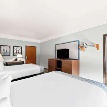AmericInn by Wyndham New Braunfels Hotels near Wurstfest German- Texan Festival