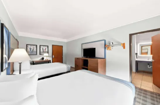 AmericInn by Wyndham New Braunfels Hotels near Guadalupe River