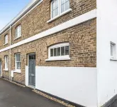 Windsor Mews by Stay Focused SA