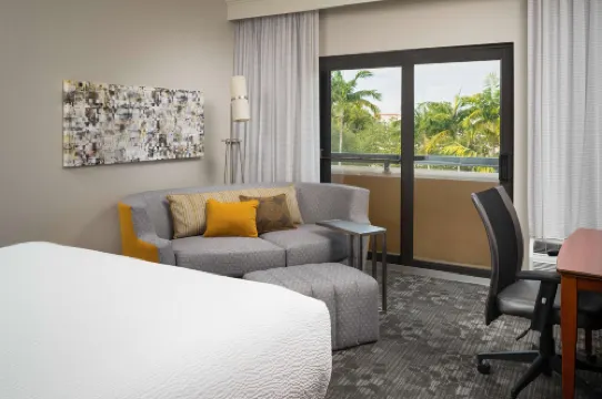 Sonesta Select Miami Lakes Hotels in Miami-Dade County