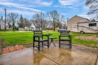 New! Renovated 1BR w/ King: Modern Comfort