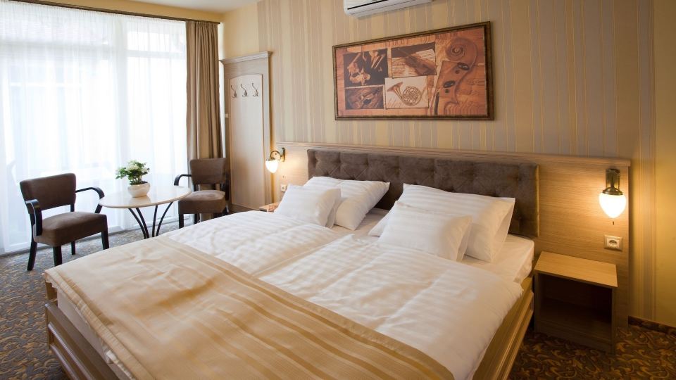 Barokk Hotel Promenád
