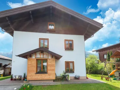 Apartment in Piesendorf Near Ski Slopes