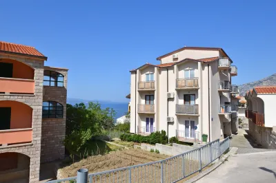 Apartment Angelina Hotels near Punta Rata Beach