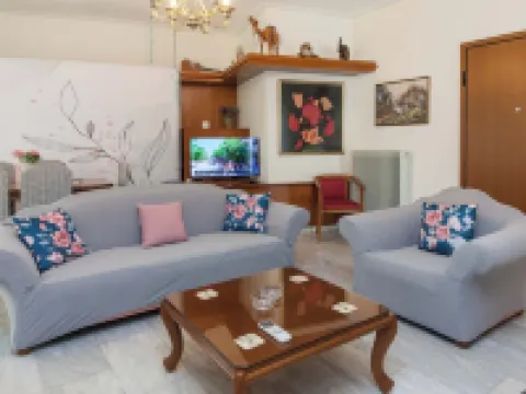 Classical 2 Bd Beauty Apt in Peaceful Chalandri Hotels in Chalandri