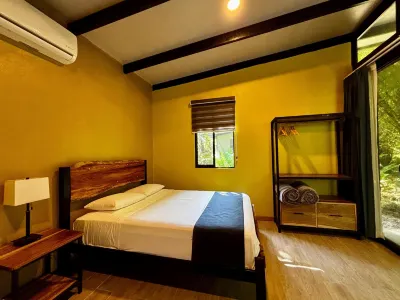 Bamboo River Lodge Hotels in Guapiles