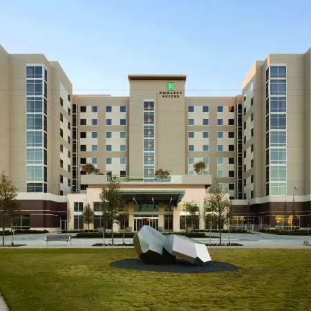Embassy Suites by Hilton the Woodlands® at Hughes Landing