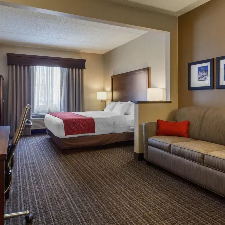 Comfort Suites