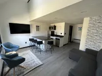 Harborside Suites Hotels in West Dennis