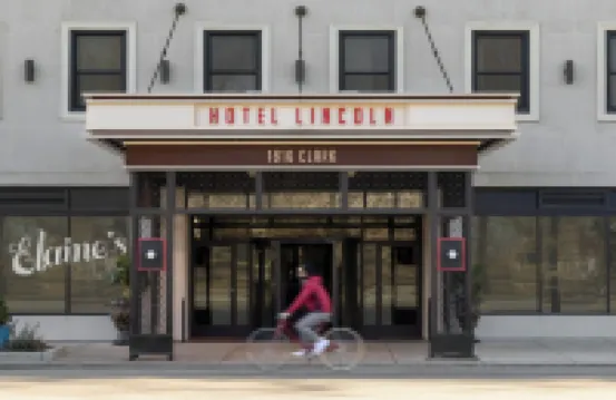 Hotel Lincoln Hotels near Lincoln Park