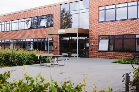 Sportium Sportel Отели в г. Варде